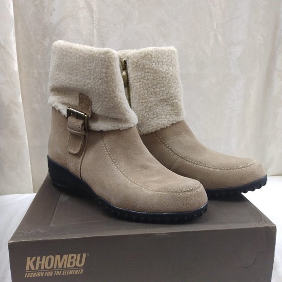 NIB Size 9M Khombu Beige Moon Dance Low Leather Ankle Boots - Picture 1 of 8